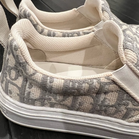 Dior solar oblique embroid sneaker in Grey Stone - Picture 12 of 16